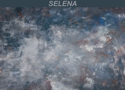 39 Selena